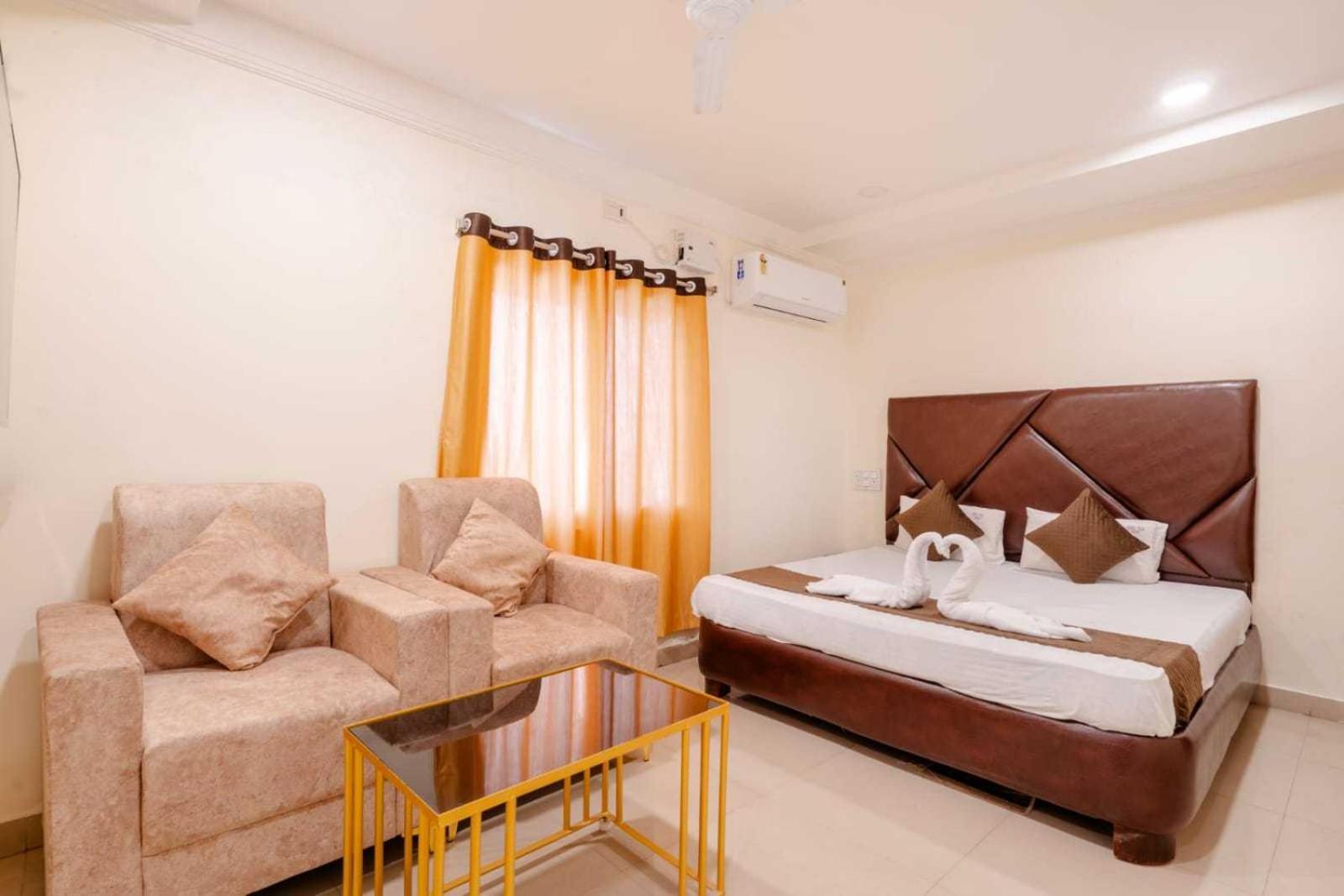 Oyo Surya Teja Residency Hotel Khammam Buitenkant foto
